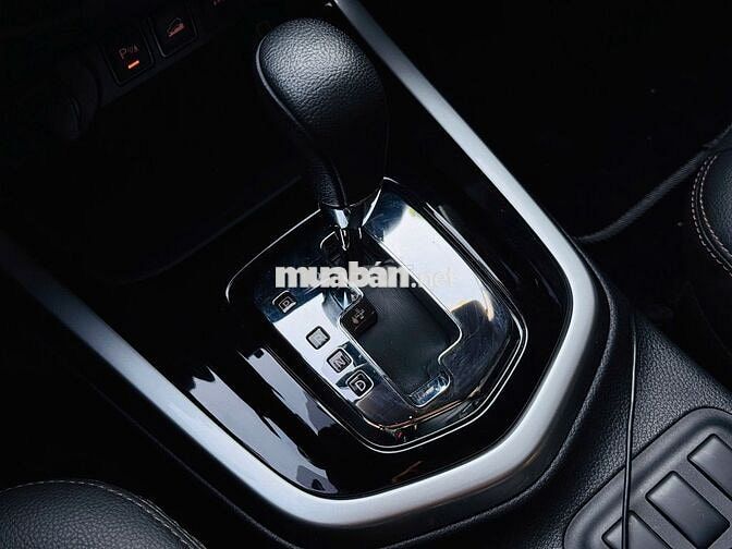 Nissan Navara 2022 VL 2.3 AT 4WD Cao cấp - 12000km