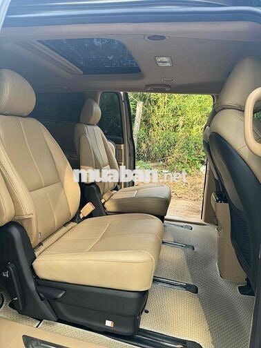 Kia Sedona 2019 2.2 DAT Luxury - 48000 km