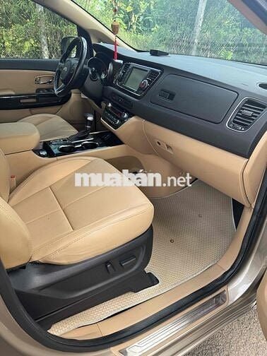 Kia Sedona 2019 2.2 DAT Luxury - 48000 km
