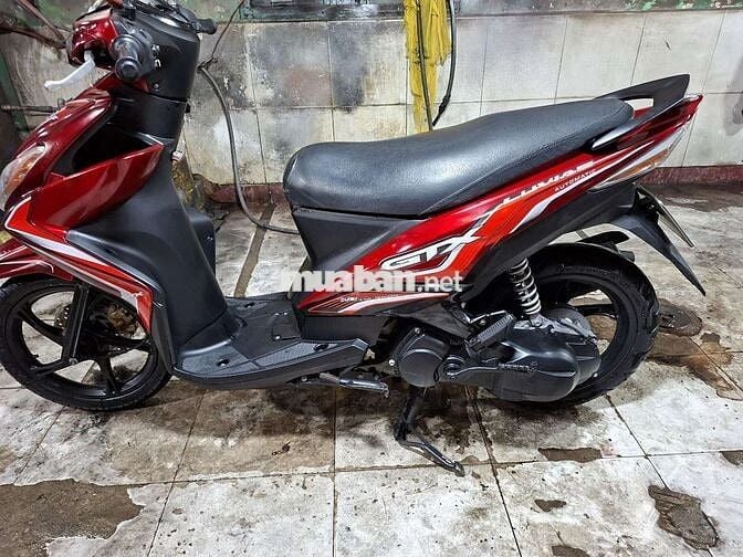 Bán Yamaha Luvias đời 2012 giấy tờ hợp lệ
