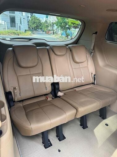 Kia Sedona 2019 2.2 DAT Luxury - 48000 km