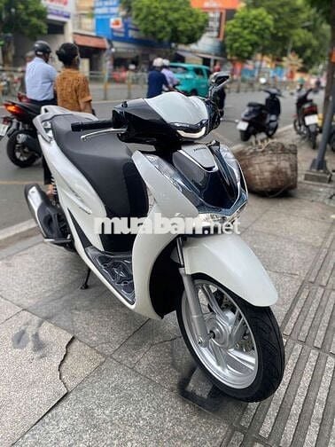 Honda sh160 ABS 2024 mới 99% Bstp chính chủ