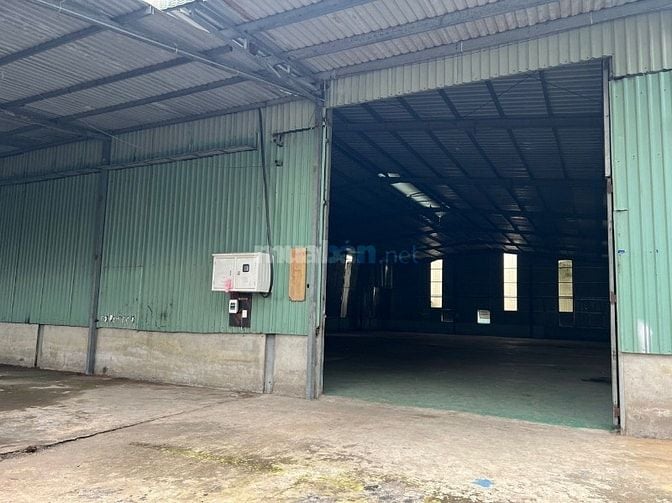 Cho thuê kho xưởng 1500m2 Đường Nguyễn Duy Trinh, Long Trường, Q9