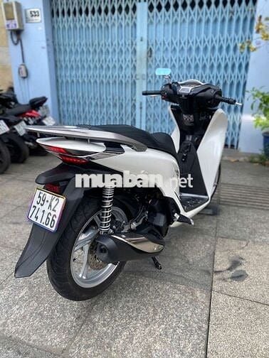 Honda sh160 ABS 2024 mới 99% Bstp chính chủ