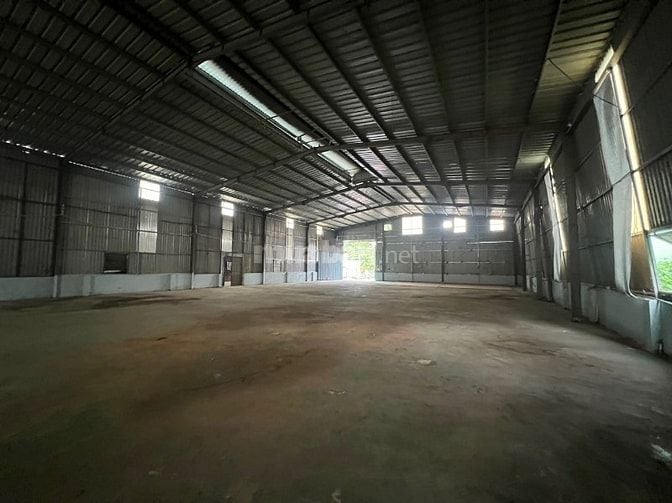 Cho thuê kho xưởng 1500m2 Đường Nguyễn Duy Trinh, Long Trường, Q9