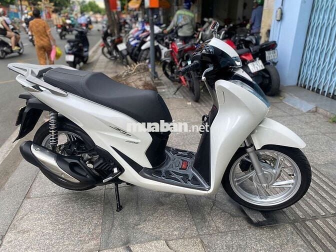 Honda sh160 ABS 2024 mới 99% Bstp chính chủ