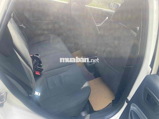 Ford Fiesta 2011 AT -bstp.9 chủ catvet bánsiêu cọp