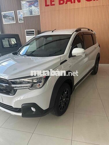 Suzuki XL7 2025 giảm cực mạnh chỉ 130tr lăn bánh