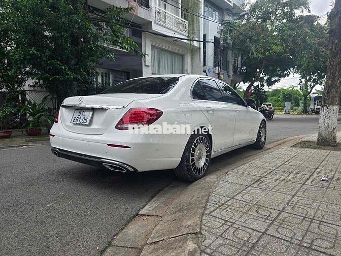 Mercedes Benz E Class 2017 E250 - 71000 km
