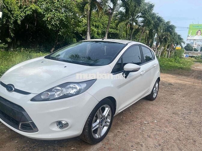 Ford Fiesta 2011 AT -bstp.9 chủ catvet bánsiêu cọp