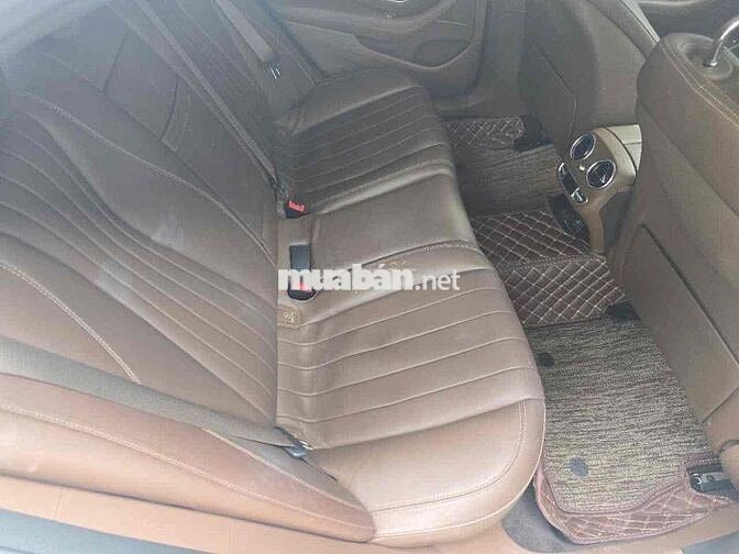Mercedes Benz E Class 2017 E250 - 71000 km