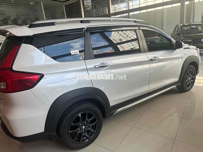 Suzuki XL7 2025 giảm cực mạnh chỉ 130tr lăn bánh