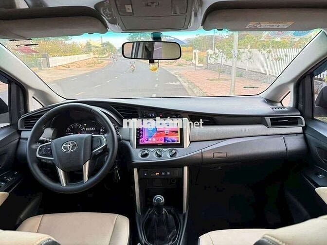 bán xe innova 2017 rất đẹp