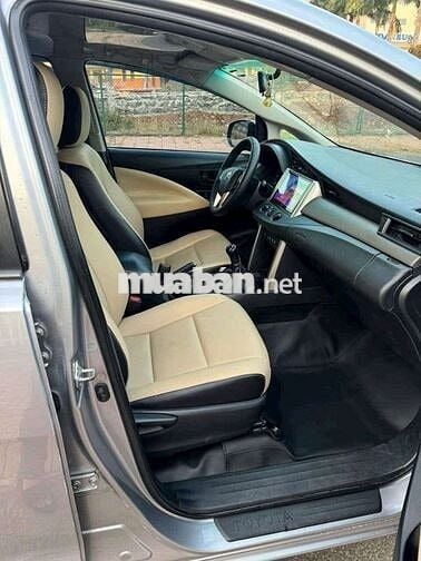 bán xe innova 2017 rất đẹp