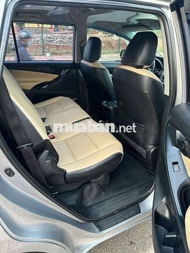 bán xe innova 2017 rất đẹp