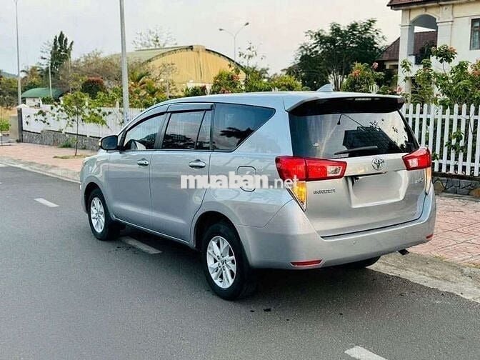bán xe innova 2017 rất đẹp