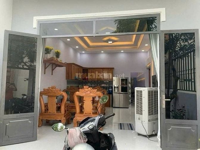 Cần tiền trả nợ nên bán căn nhà 80m2 ở Xã Tân Hiệp - Hóc Môn giá 850tr
