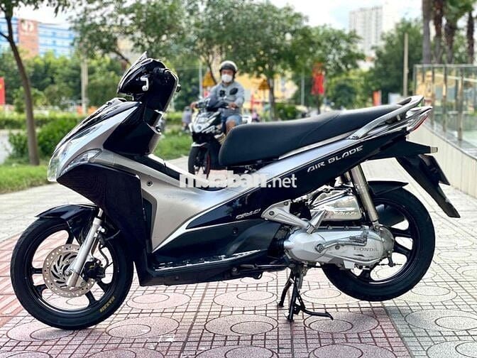 AB110 CHÍNH CHỦ XE ĐẸP MÁY NGUYÊN ZIN CHƯA RƠT