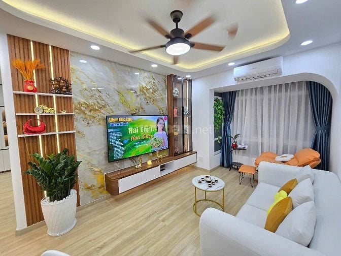 BÁN GẤP CĂN HỘ SKY GARDEN 3 , PHÚ MỸ HƯNG , QUẬN 7, TPHCM 