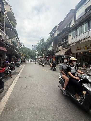BÁN NHÀ MẶT PHỐ HÀNG ĐIẾU – 6 TẦNG THANG MÁY – DÒNG TIỀN 75TR/THÁNG