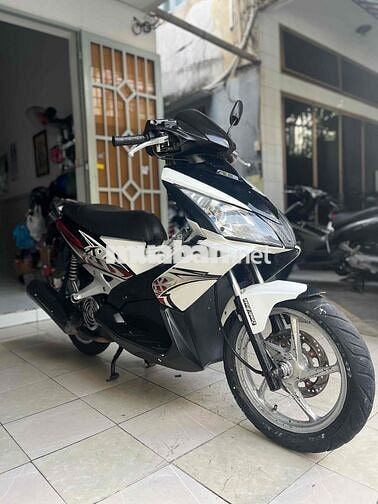 ab 2008 , giấy tờ đầy đủ , đã lên dàn áo thái