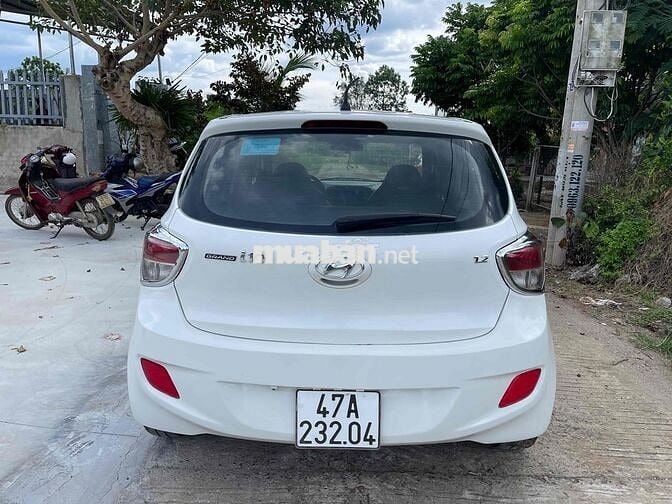 Hyundai Grand i10 2015 xe đẹp