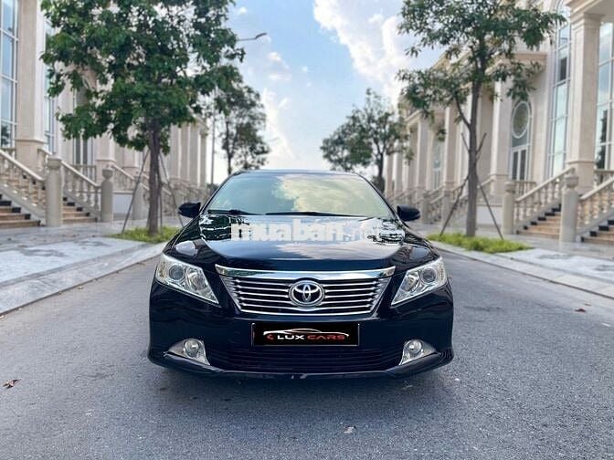 Toyota Camry 2013 2.0E - Xe đẹp, giá cực kỳ ưu đãi
