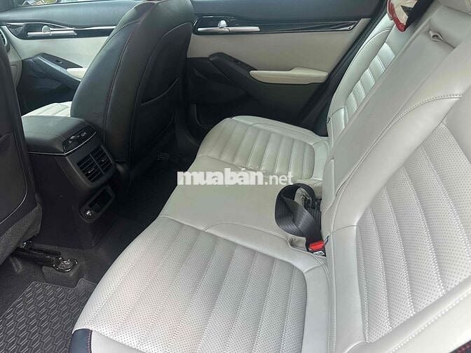 Kia Seltos 2022 Premium 1.4 AT turbo- 17000 km