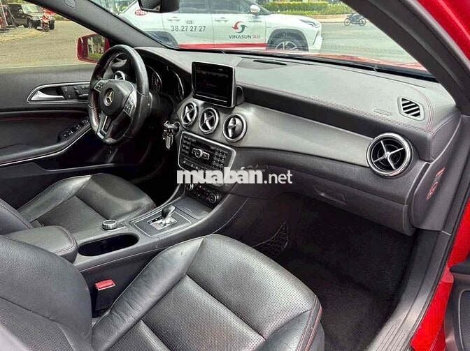 Mercedes Benz GLA45  2014 - 70000 km