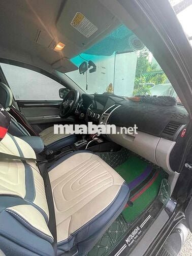 Mitsubishi Pajero Sport 2015 G 4x2 AT - chính chủ