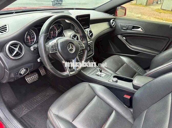 Mercedes Benz GLA45  2014 - 70000 km