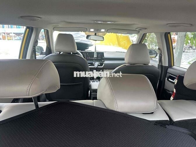 Kia Seltos 2022 Premium 1.4 AT turbo- 17000 km