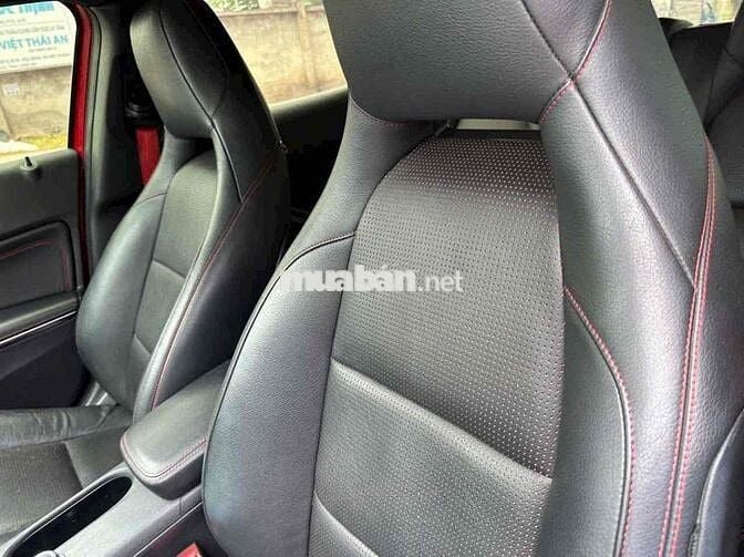 Mercedes Benz GLA45  2014 - 70000 km