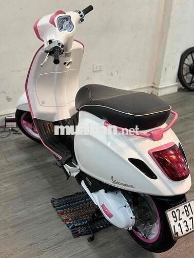 Vespa sprint đèn led trắng hồng nợ xấu đưa trc 15t
