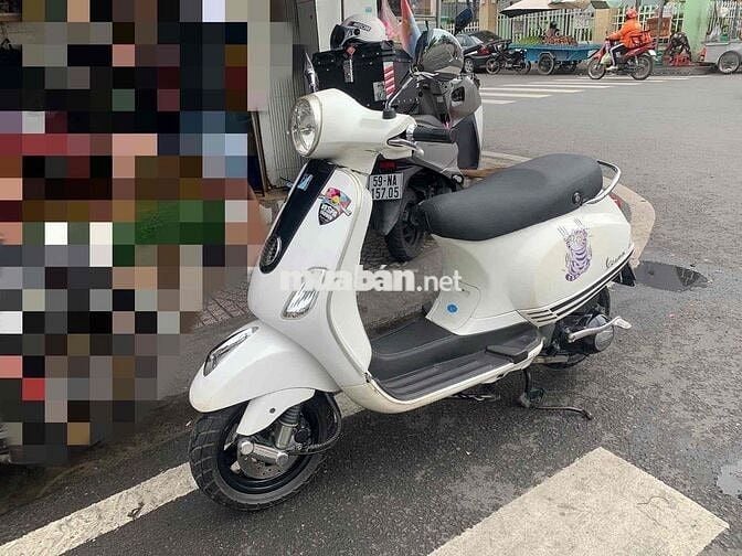 Dư xe nên cần bán Vespa LX Trắng - BS TP