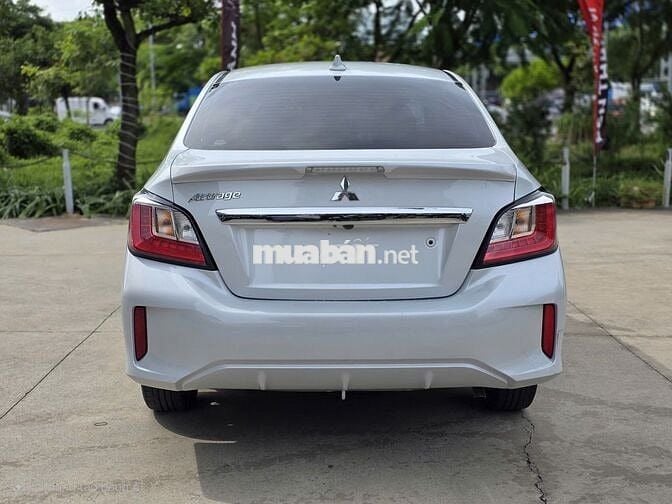 Mitsubishi Attrage 2022 CVT Premium - 9000 km