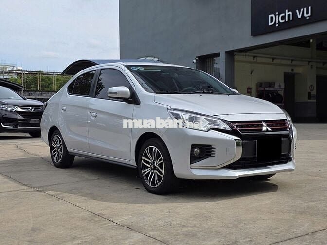 Mitsubishi Attrage 2022 CVT Premium - 9000 km