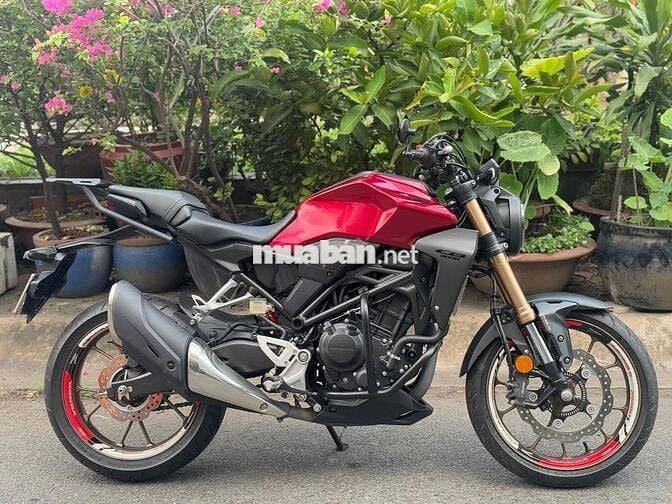 Honda cb300r 2022 1 chủ mua mới ,odo 5k, 9 chủ