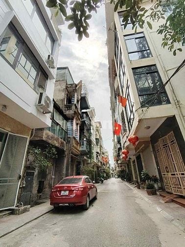 NHÀ CHỦ TỰ XÂY NGỌC LÂM - PHÂN LÔ OTO TRÁNH - 2 THOÁNG - NGÕ THÔNG