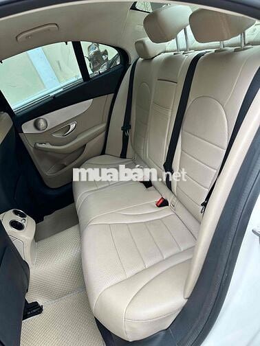 Mercedes Benz C Class 2016 - 86000 km