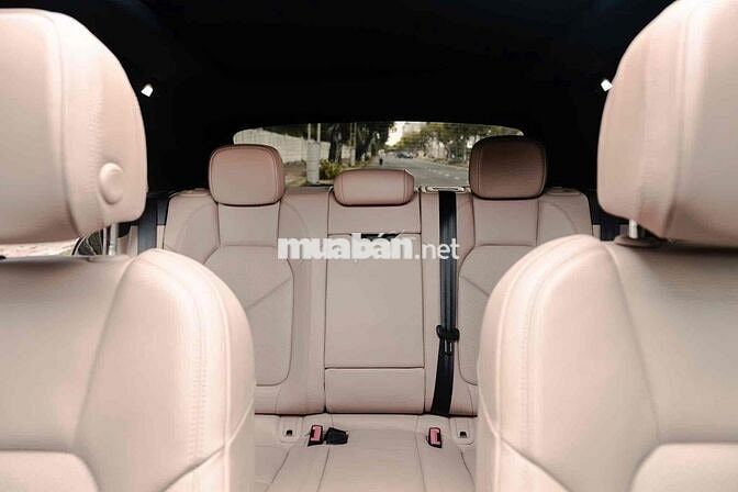 Porsche Macan 2021 màu ĐEN nt KEM - ODO 44000 km