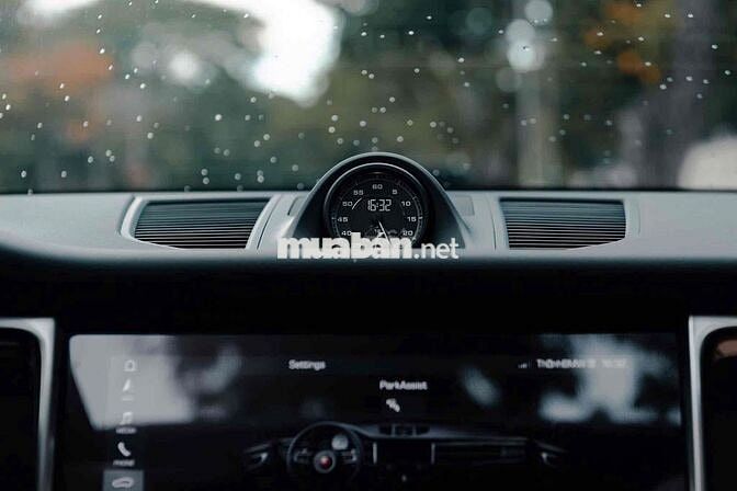 Porsche Macan 2021 màu ĐEN nt KEM - ODO 44000 km