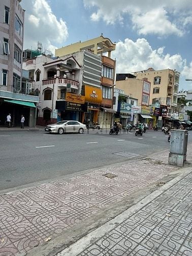 Bán nhà mặt tiền rẻ đẹp (4,2x13) 192 Phạm Ngũ Lão p3 Gò Vấp (BV175 )