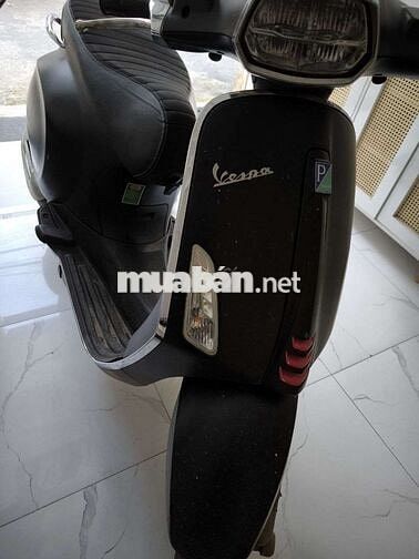 CẦN BÁN VESPA SPRINT 125 ĐỜI 2020 MÀU ĐEN