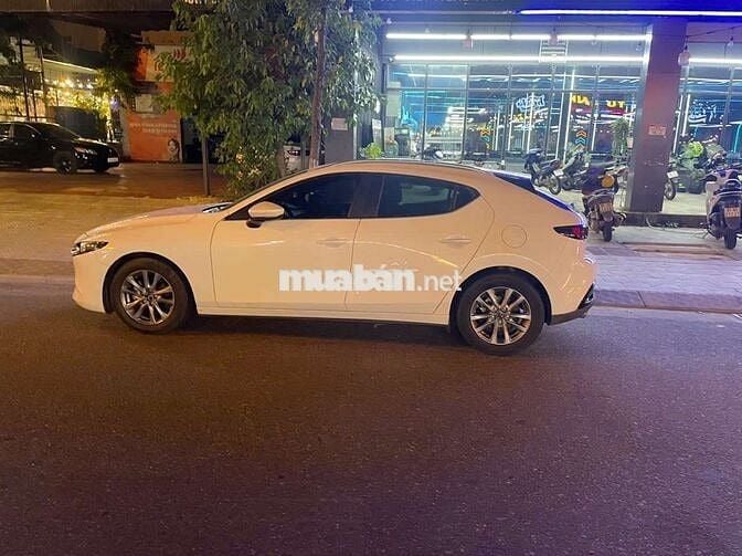 Mada3 2022 1.5L Sport Luxury, xe đẹp ít đi, có góp