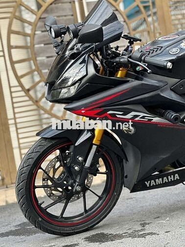Moto Yamaha R15-VVA 155 V3