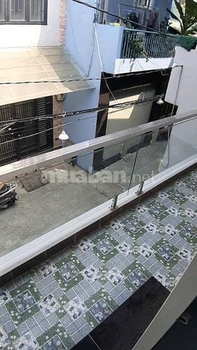 Cho thuê nhà mặt tiền Nguyễn Minh Hoàng, P.12 Q.Tân Bình giá 10tr