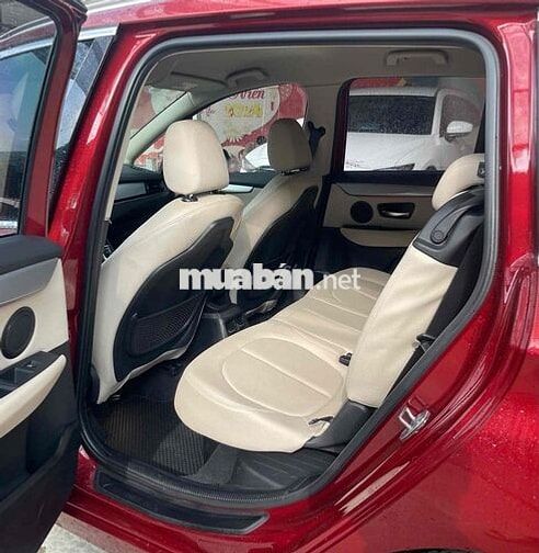 BMW 2 Series 2018 218i Gran Tourer - 27000 km