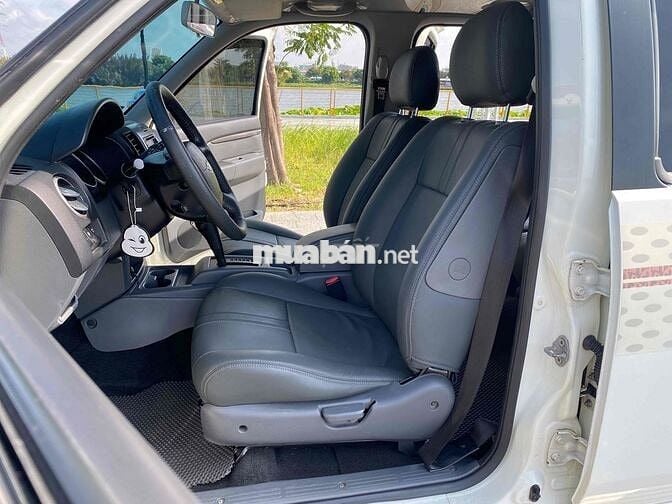 Ford Everest 2015 Limited 4x2 - 150000 km