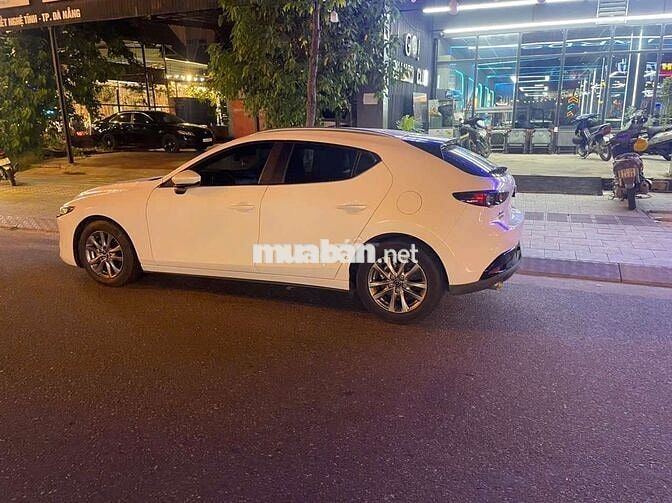 Mada3 2022 1.5L Sport Luxury, xe đẹp ít đi, có góp